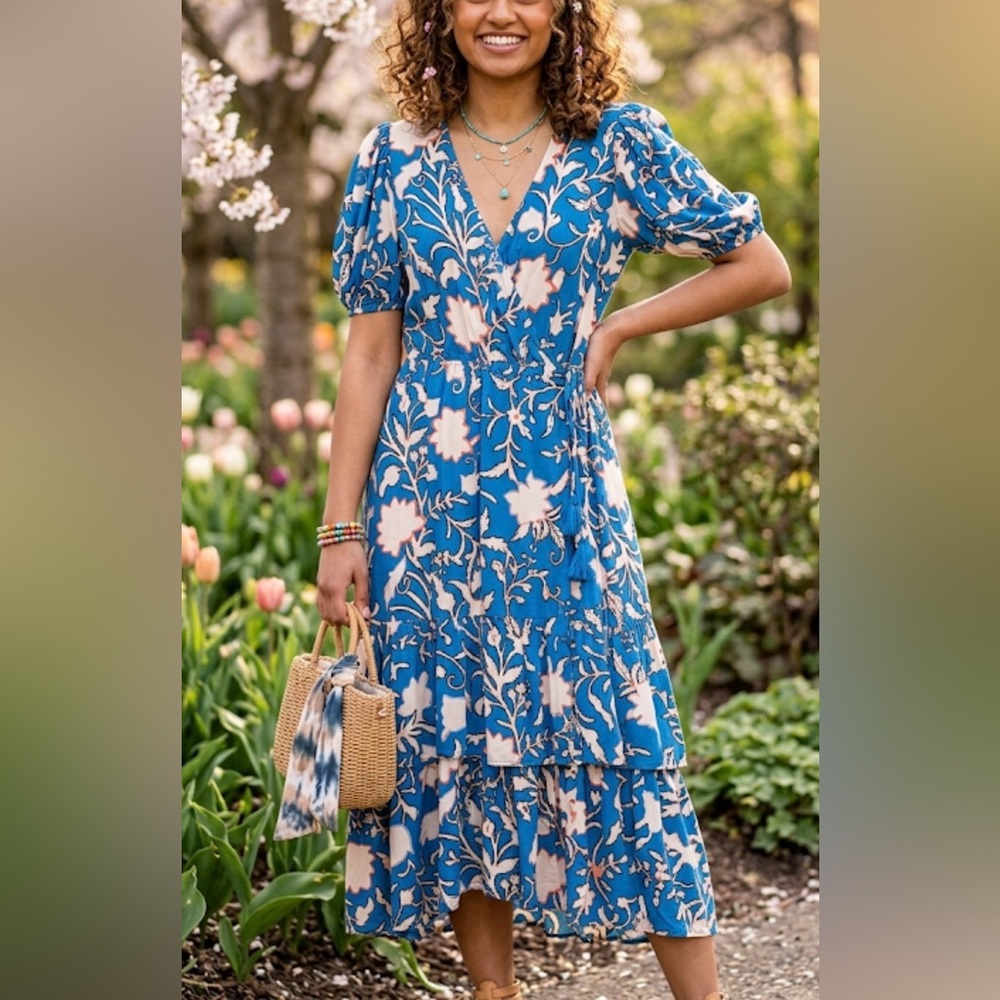 Knox Rose Dress Wrap Ruffle At Bottom Sz M BOHO FLORAL FLOWY SUMMER